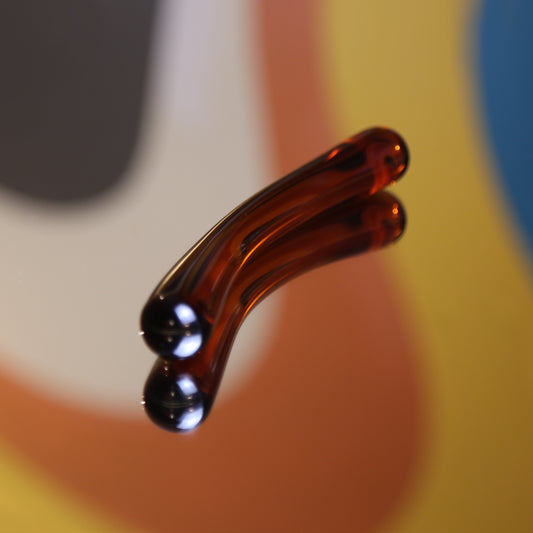 Amber - hondgjørd glasdilda